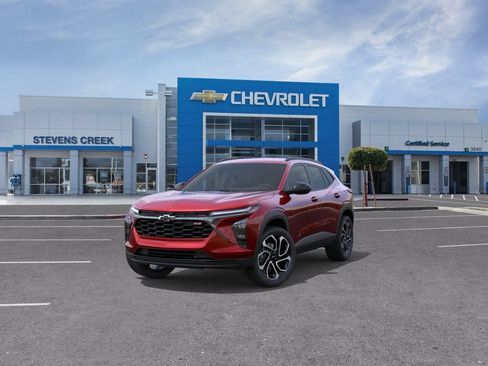 New 2026 Chevrolet Trax RS w/ Driver Confidence Package FWD image 8