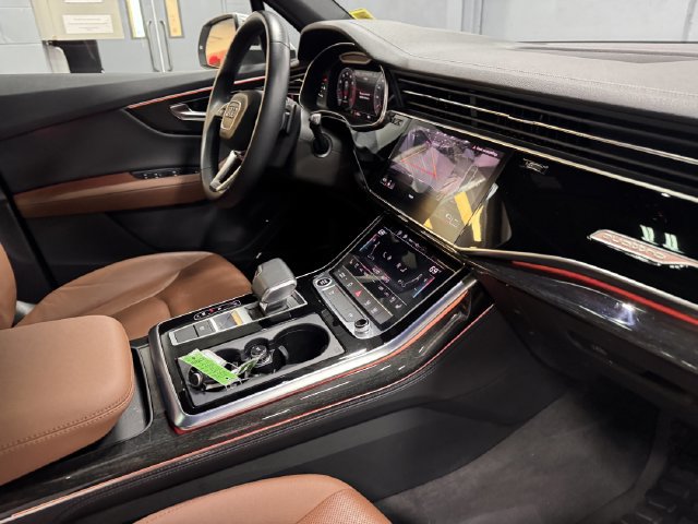 Certified 2023 Audi Q7 3.0T Premium Plus w/ Premium Plus Package AWD/4WD image 32