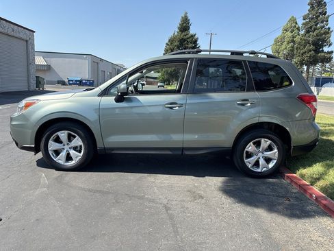 Used 2015 Subaru Forester 2.5i Premium AWD/4WD image 8