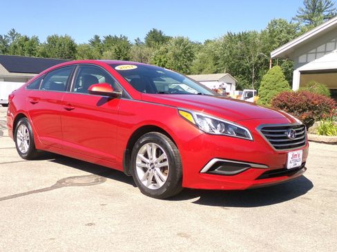 Used 2017 Hyundai Sonata SE w/ Cargo Package image 24