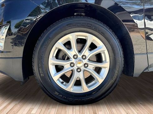 Used 2020 Chevrolet Equinox LS FWD image 8