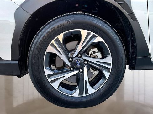 Used 2024 Subaru Crosstrek 2.0i Premium image 32