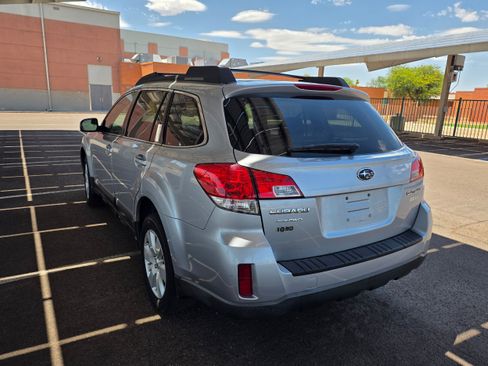Used 2012 Subaru Outback 2.5i Premium AWD/4WD image 3