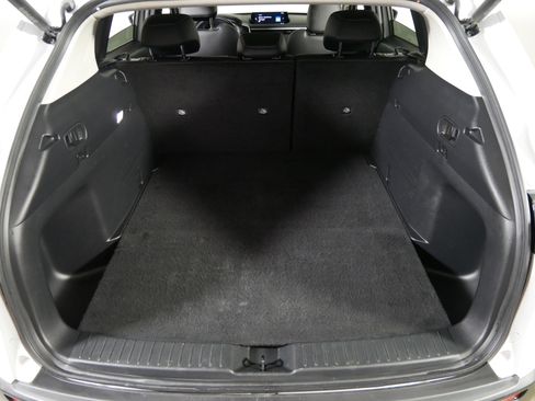 Used 2025 MAZDA CX-50 AWD 2.5 S w/ Premium Package image 18
