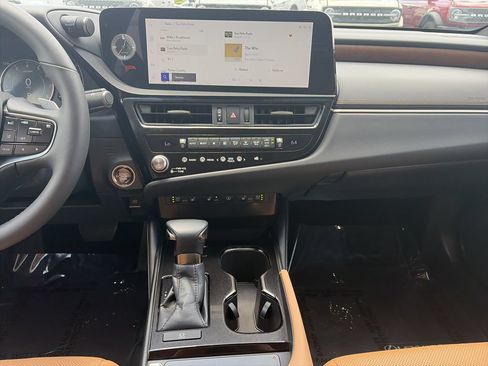 Used 2023 Lexus ES 350 w/ Premium Package FWD image 16