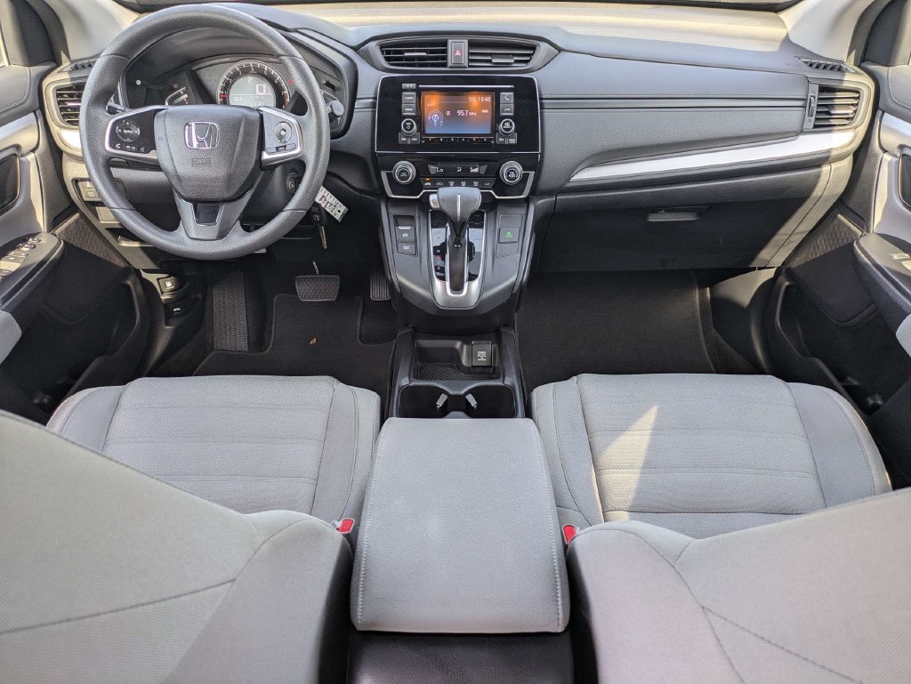 Used 2017 Honda CR-V LX image 2