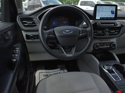 Used 2025 Ford Escape Active FWD image 18