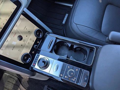 Certified 2021 Land Rover Range Rover P525 Westminster Edition LWB image 16