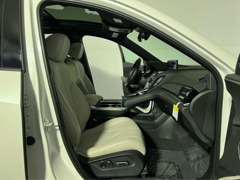 Used 2025 Acura RDX SH-AWD image 28