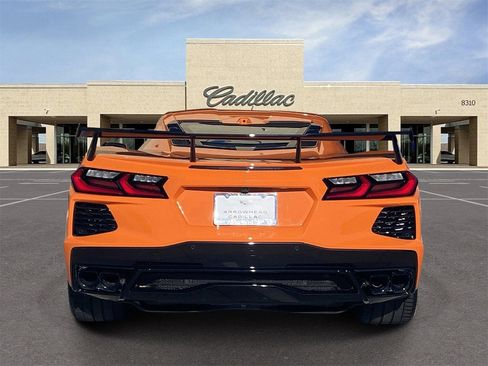 Used 2024 Chevrolet Corvette Stingray Premium Cpe w/ Z51 Performance Package image 6