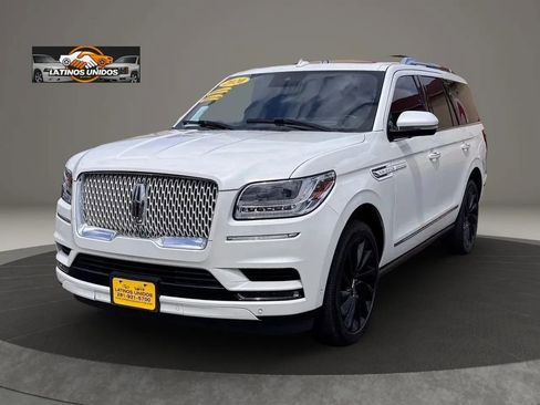 Used 2020 Lincoln Navigator Reserve w/ Equipment Group 208A Reserve image 3
