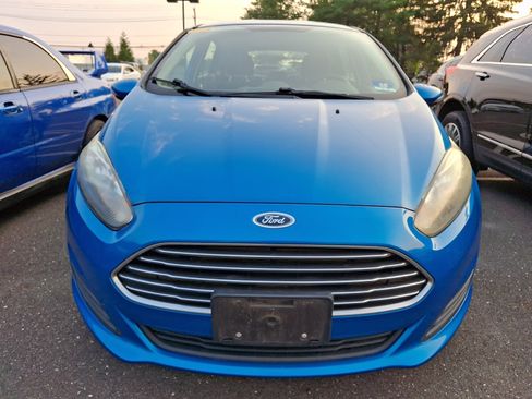 Used 2016 Ford Fiesta SE w/ Cold Weather Package FWD image 3