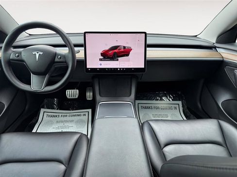 Used 2023 Tesla Model 3 Performance image 11