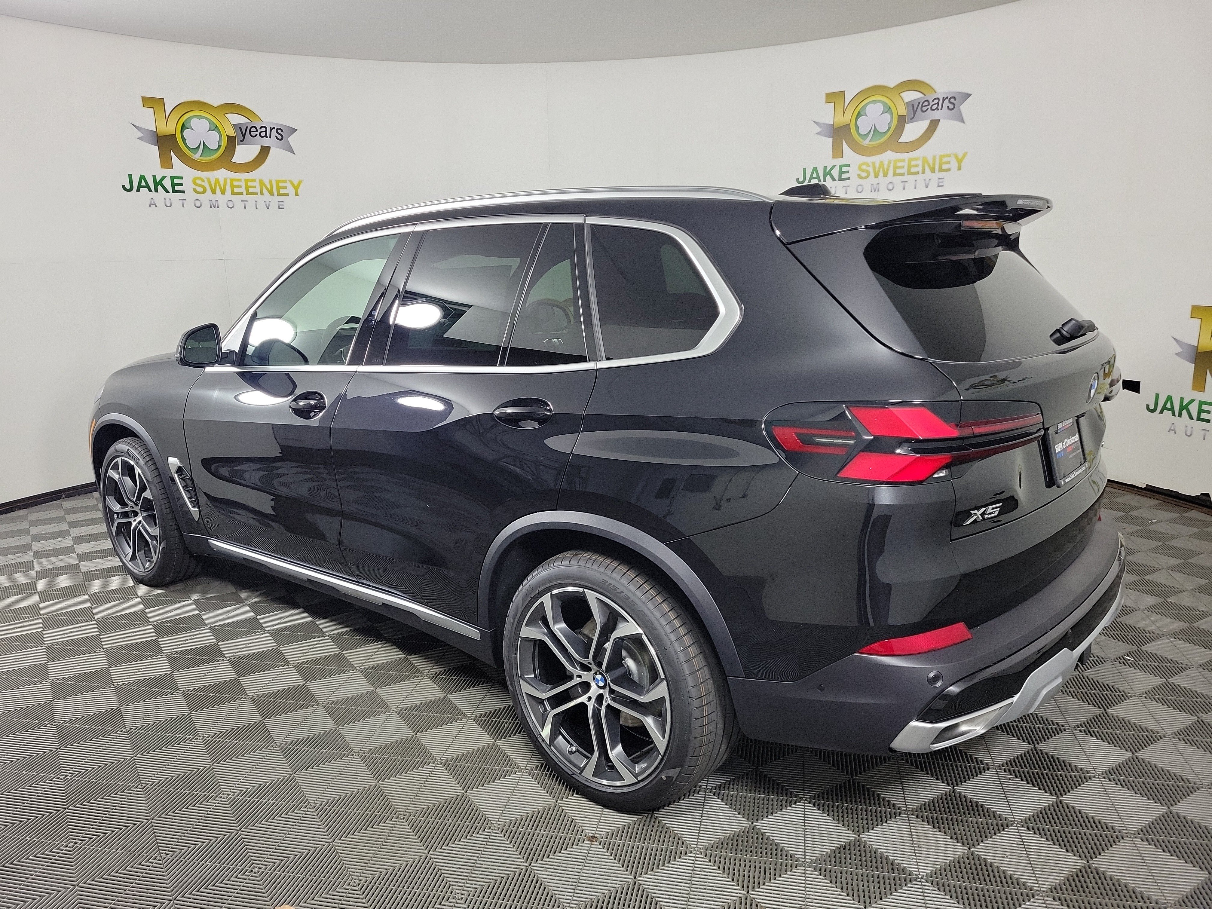 New 2026 BMW X5 xDrive40i AWD/4WD image 5