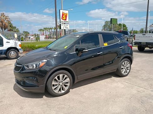 Used 2019 Buick Encore Preferred image 28