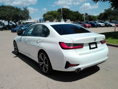 Used 2022 BMW 330e w/ Driving Assistance Package RWD image 13