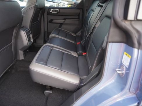 Used 2025 Ford Bronco Outer Banks w/ Sasquatch Package image 12