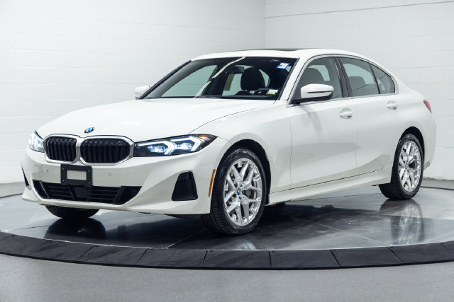 Used 2026 BMW 330i xDrive Sedan AWD/4WD image 6