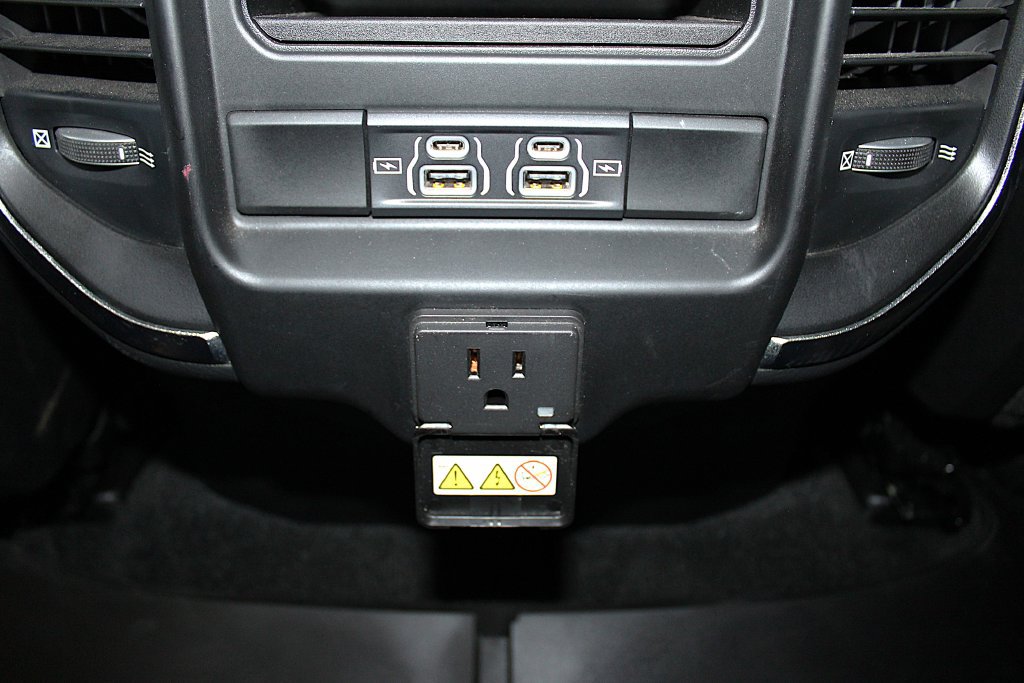 Certified 2023 RAM 1500 Laramie AWD/4WD image 37