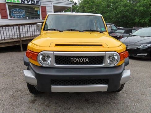 Used 2007 Toyota FJ Cruiser 4WD image 3