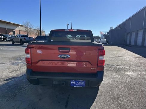Used 2022 Ford Maverick Lariat w/ Equipment Group 500A Standard image 4