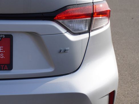 Used 2025 Toyota Corolla LE image 10