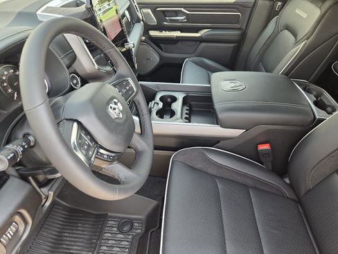 New 2026 RAM 1500 Laramie AWD/4WD image 11
