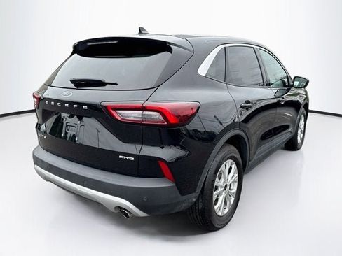 Used 2023 Ford Escape Active w/ Tech Pack #2 AWD/4WD image 5
