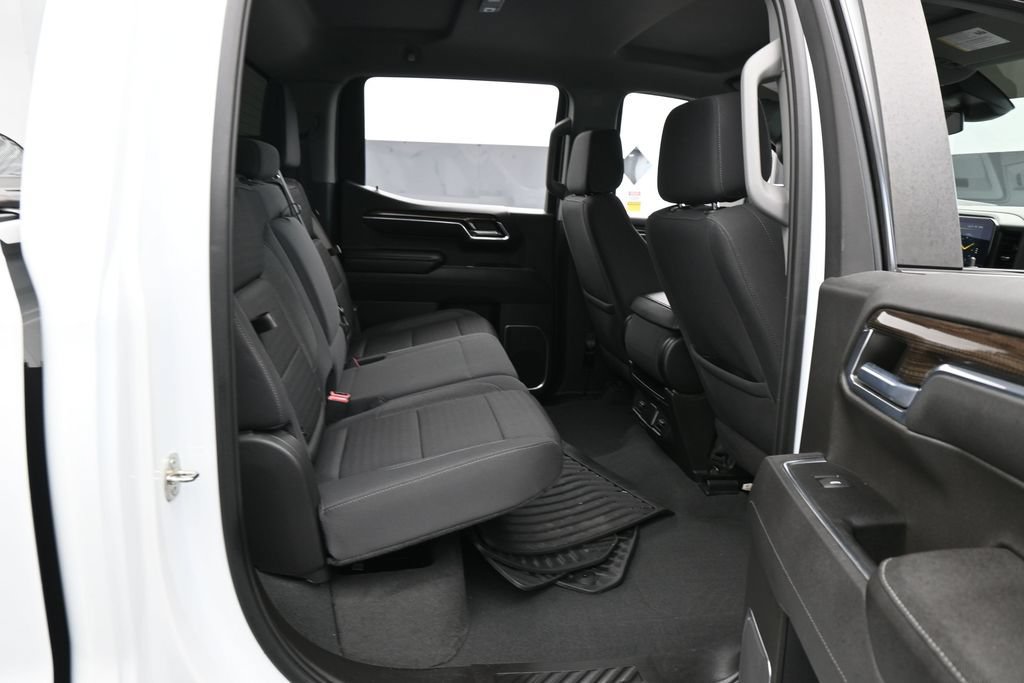 Used 2023 Chevrolet Silverado 1500 LT RWD image 36