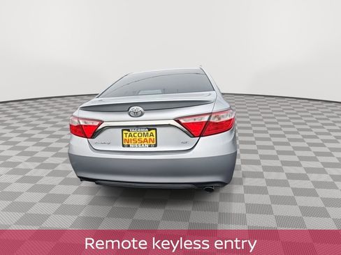 Used 2015 Toyota Camry SE image 8