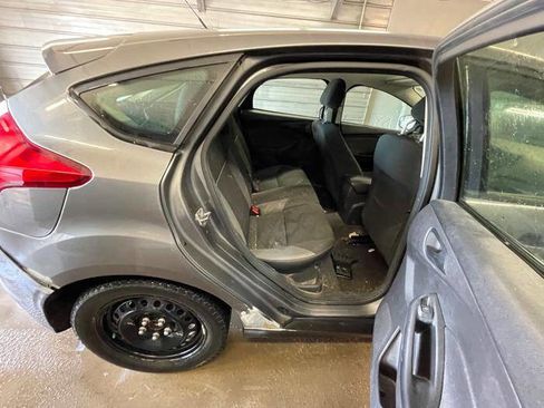 Used 2012 Ford Focus SE image 28