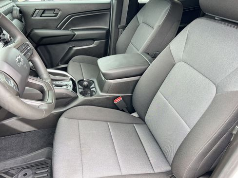 Used 2025 Chevrolet Colorado Trail Boss image 21