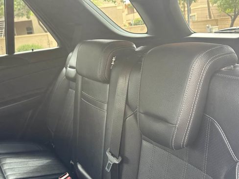 Used 2018 Mercedes-Benz GLE 350 w/ Premium 1 Package image 29