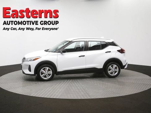 Used 2022 Nissan Kicks S FWD image 57