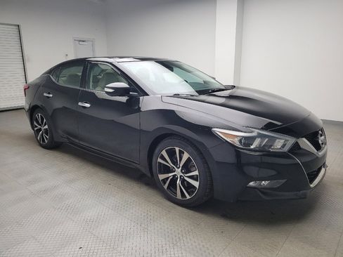 Used 2018 Nissan Maxima Platinum image 11