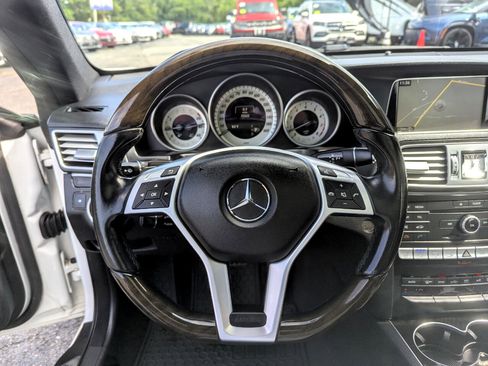 Used 2016 Mercedes-Benz E 400 4MATIC Coupe image 19