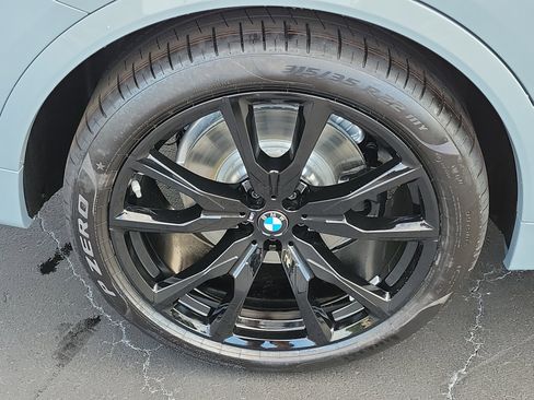 New 2026 BMW X7 xDrive40i w/ Executive Package image 5