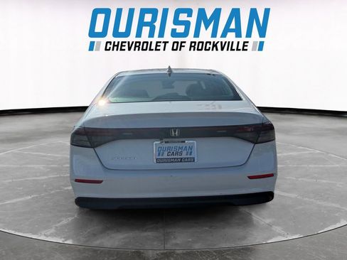 Used 2023 Honda Accord EX image 5