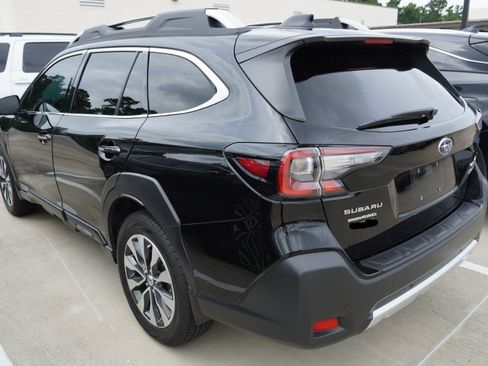 Used 2025 Subaru Outback Touring XT AWD/4WD image 7