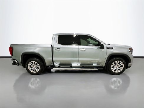 Used 2026 GMC Sierra 1500 Denali image 8