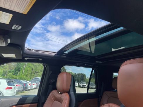 Used 2018 Lincoln Navigator Reserve w/ Technology Package AWD/4WD image 73