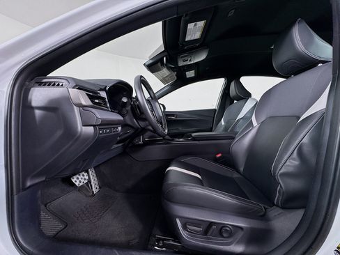 Certified 2025 Toyota Camry SE w/ Multimedia Upgrade Package FWD image 19
