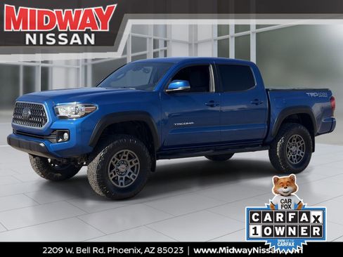 Used 2018 Toyota Tacoma TRD Off-Road w/ Technology Package image 1