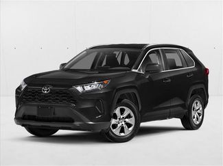 Used 2021 Toyota RAV4 LE video 1