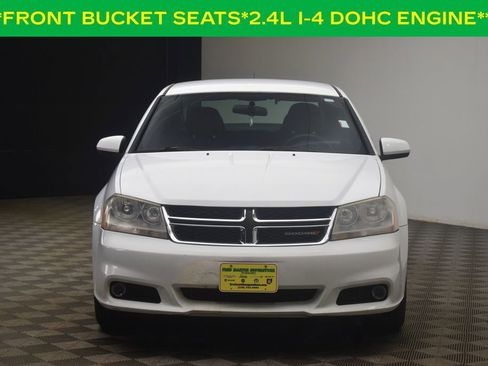 Used 2013 Dodge Avenger SXT FWD image 2