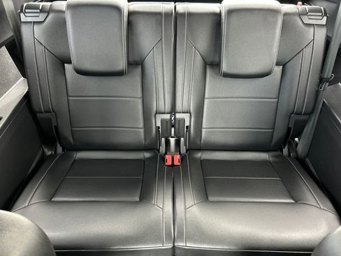 Used 2021 Volkswagen Atlas SEL image 25