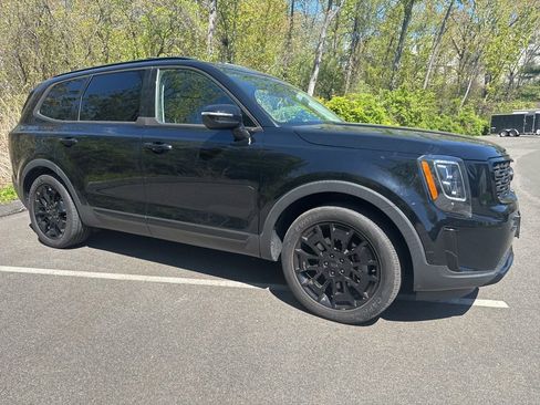 Used 2021 Kia Telluride EX w/ EX Premium Package AWD/4WD image 2
