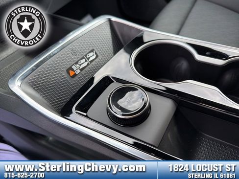 New 2026 Chevrolet Equinox LT w/ Convenience Package II image 15