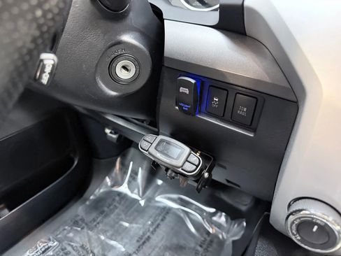 Used 2014 Toyota Tundra SR5 w/ TRD Off Road Package image 25