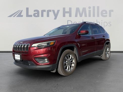 Certified 2020 Jeep Cherokee Latitude Plus w/ Cold Weather Group image 4